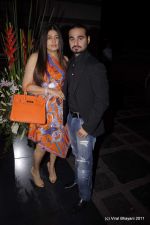 at Abu Jani and Sandeep Khosla_s 25th year bash in Grand Hyatt, Mumbai on 8th Nov 2011 (36).JPG